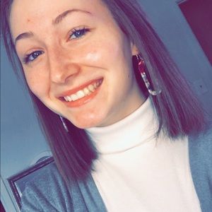 Meet your Posher, Brittany